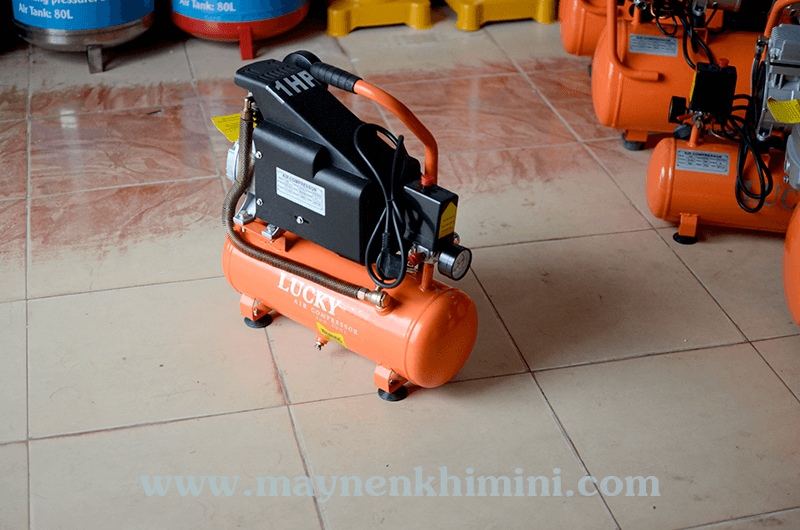 may nen khi mini 220V may-nen-khi-mini-dung-dien-220V-2